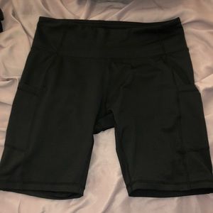 Black athletic shorts size L.